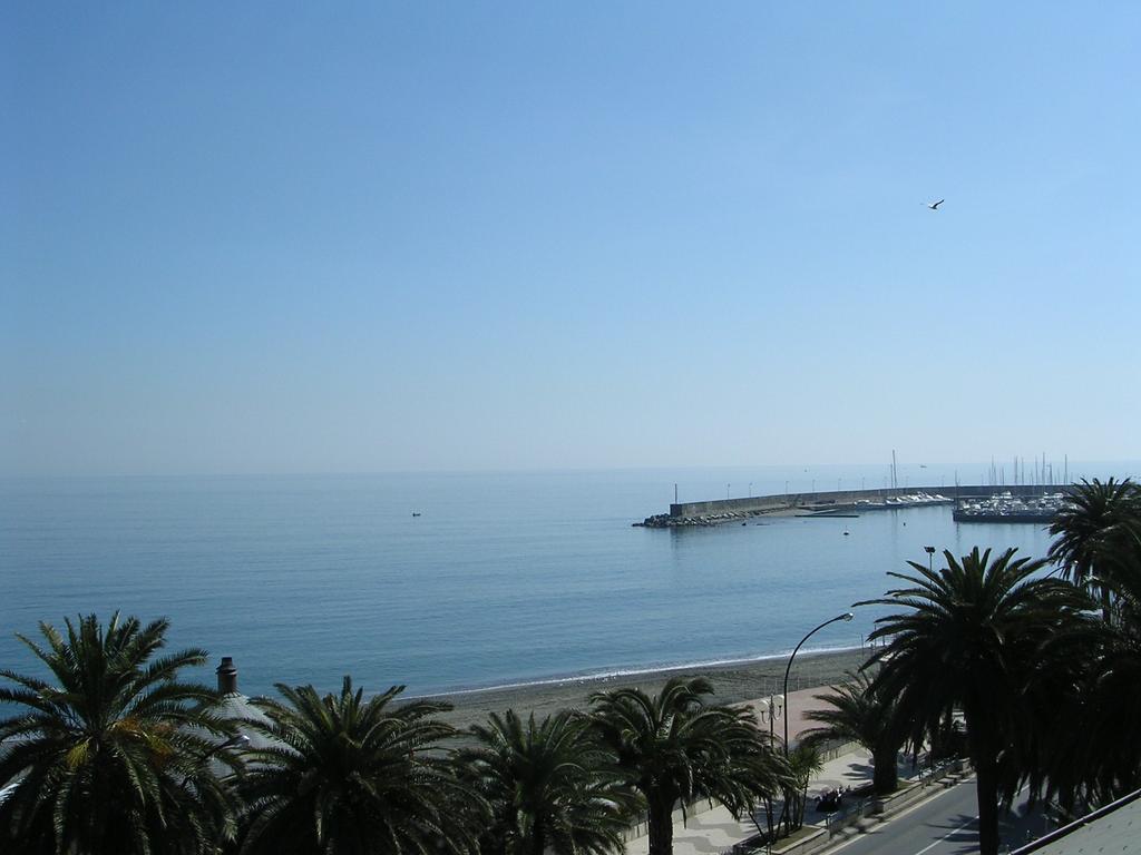 Hotel Riviera Arenzano Esterno foto