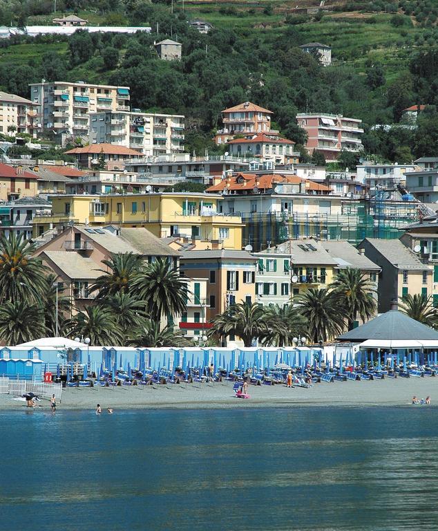 Hotel Riviera Arenzano Esterno foto