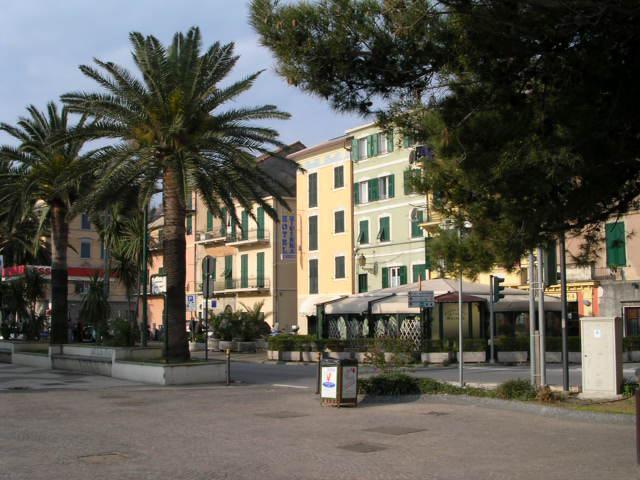 Hotel Riviera Arenzano Esterno foto